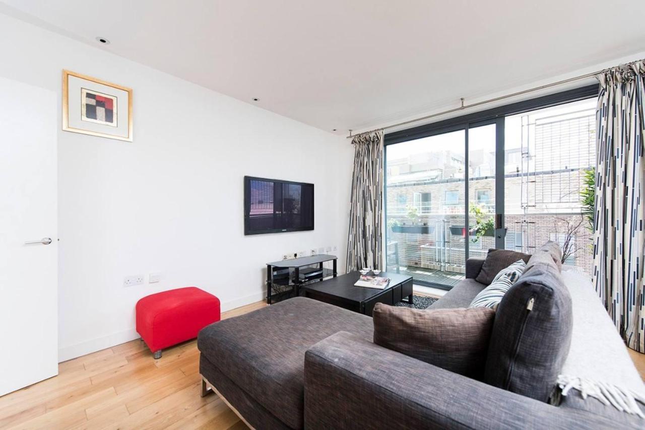 Stylish 2 Bedroom Flat With Balcony In Londres Exterior foto